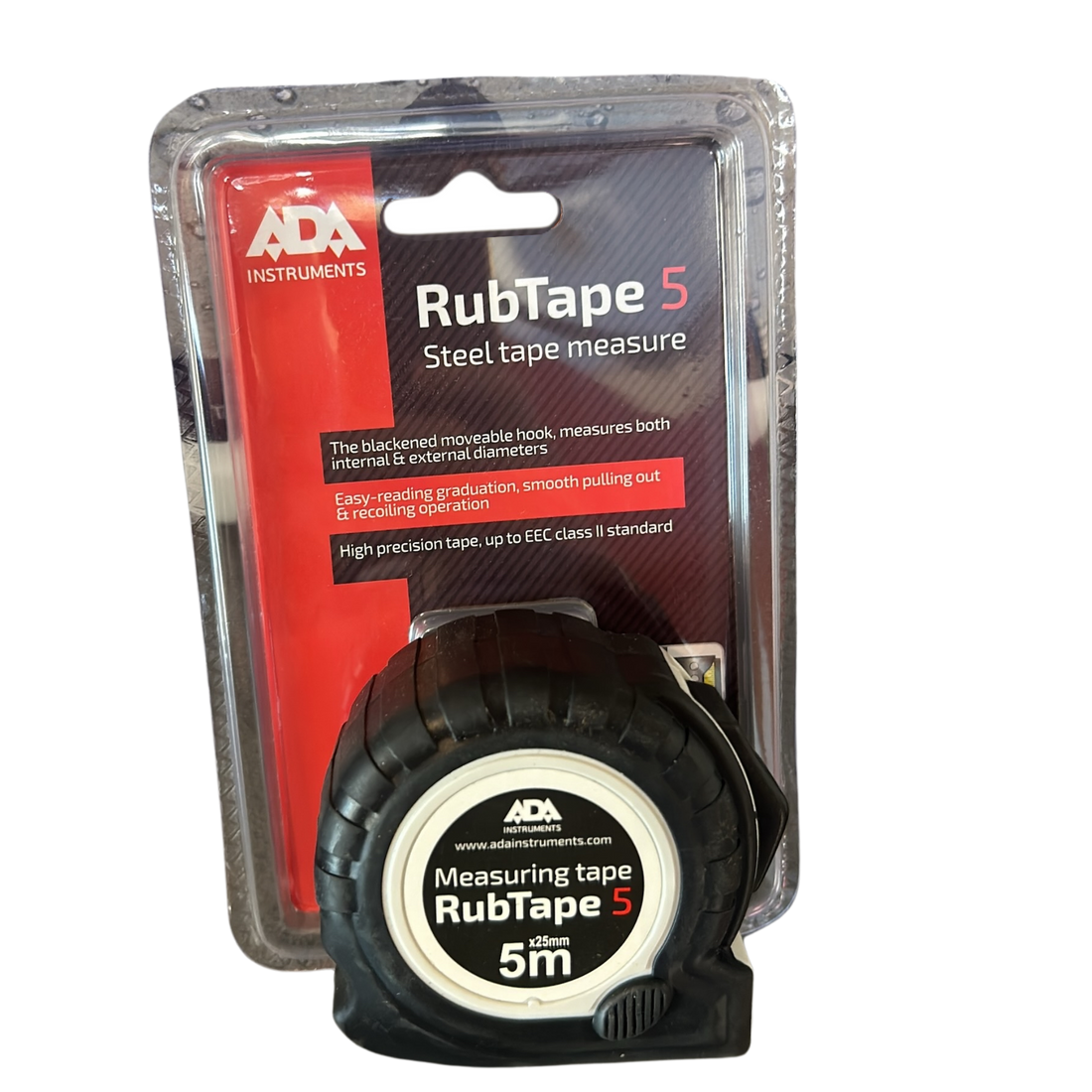 ADA RubTape 5m steel measuring tape in ribbed shockproof rubber casing for precise, secure trade measurements.